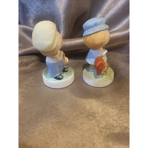 Vintage Japan Ceramic Boy With Dog And Girl With Cat Figurines - Picture 7 of 9